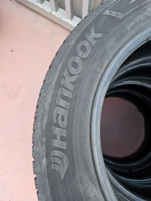 Гуми 215/60/17 Всесезонни