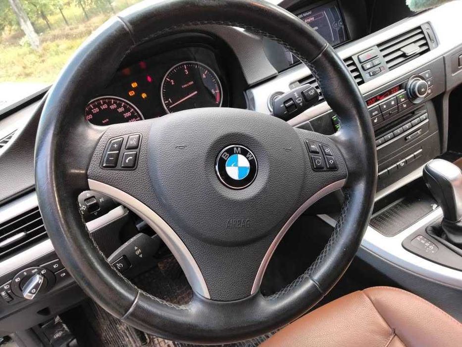 Vând BMW seria 3 XDrive 2.0 diesel 2012 impecabil!!