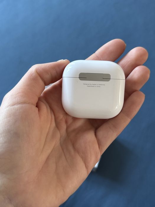 AirPods 4 в отлично състояние