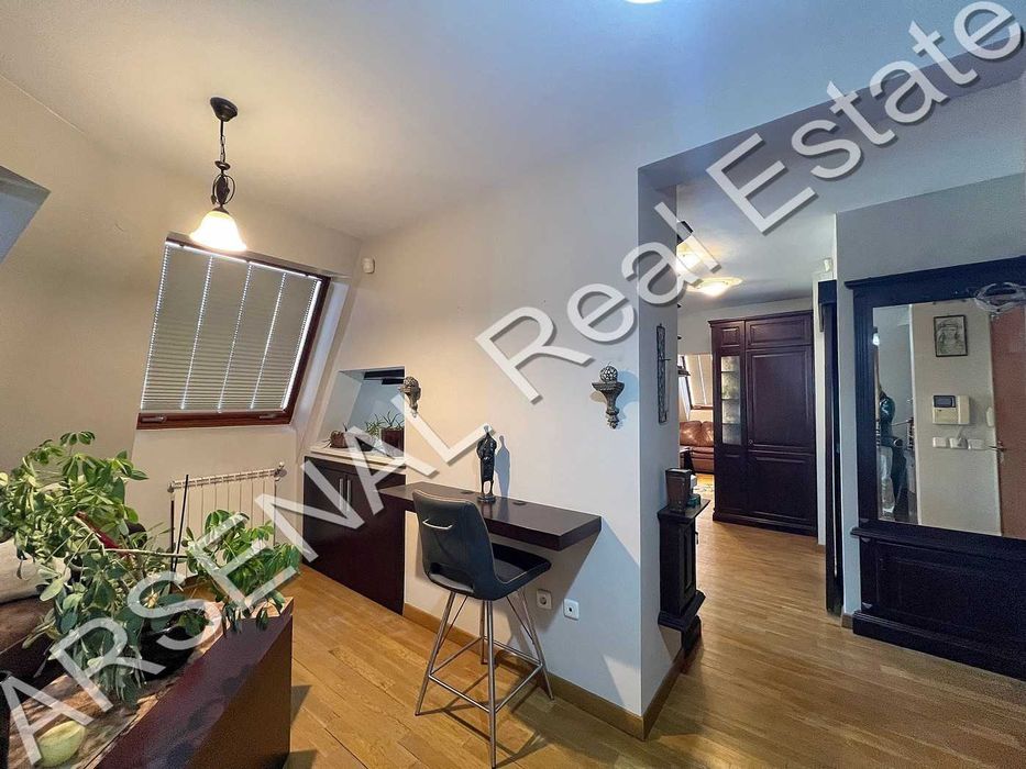 Дава се под наем Ателие в София, Център - 60 кв.м за 785 € - Снимка #6