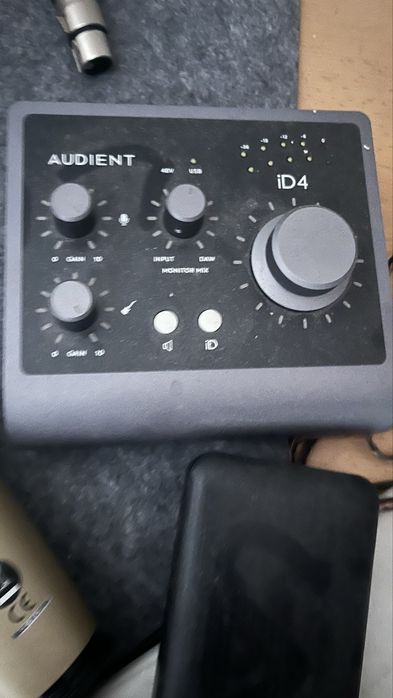 Звуковая карта audient