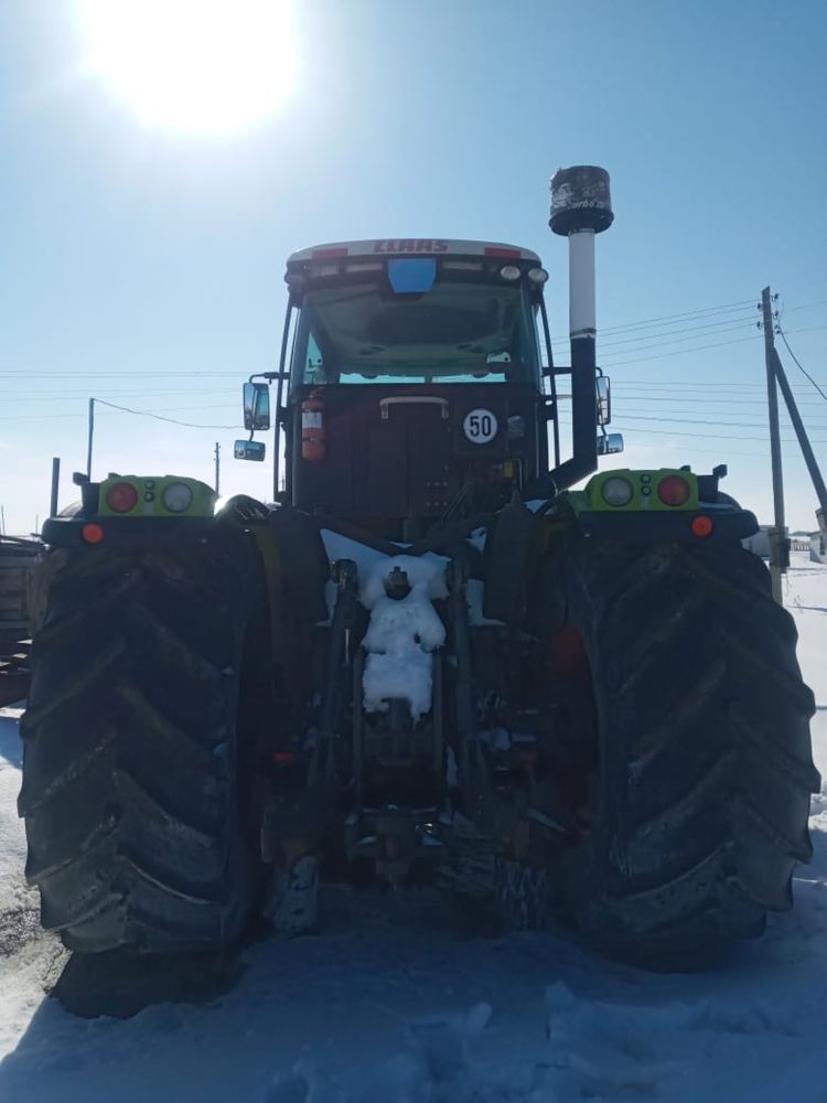 CLAAS Xerion 5000 расчистка снега