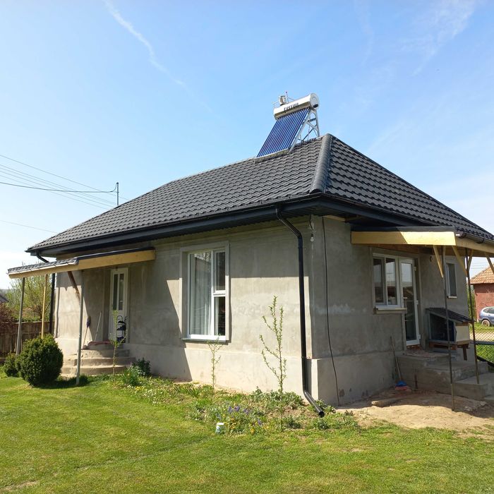 Casa moderna de vanzare