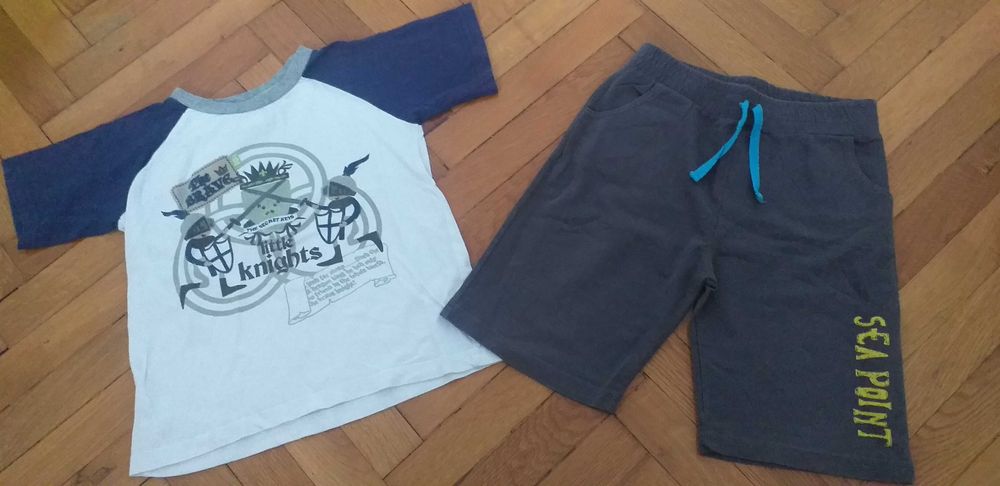 Детски фирмени дрехи  за 4-6г.-25-45лв.