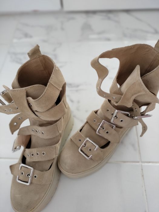 Botine cu platforma piele întoarsă