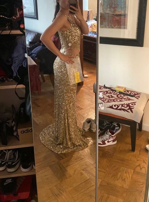 Платье на выпускной, свадьбу