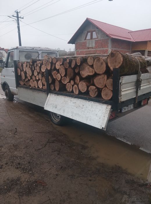 Lemn de foc de vînzare