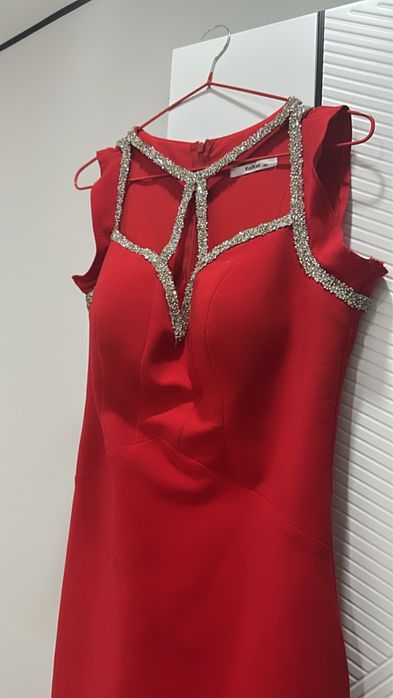 Продам шикарное вечернее платье турецкого производства .