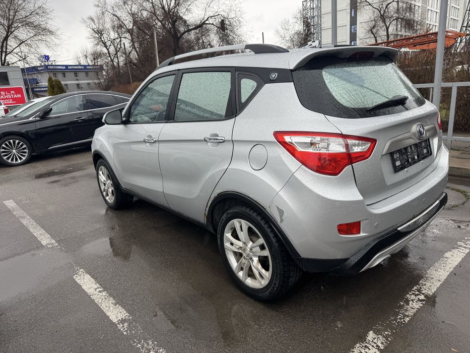 Чанган CS35 авто