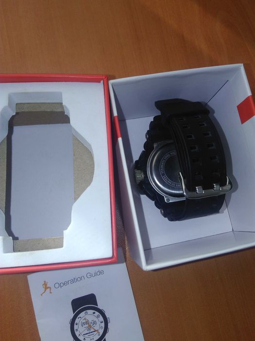 Смарт часовник Локмат