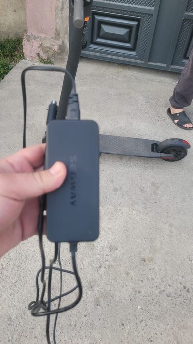 Продам электронный самокат