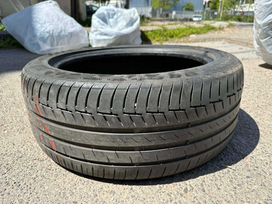 Летни гуми Continental 235/45 R 18