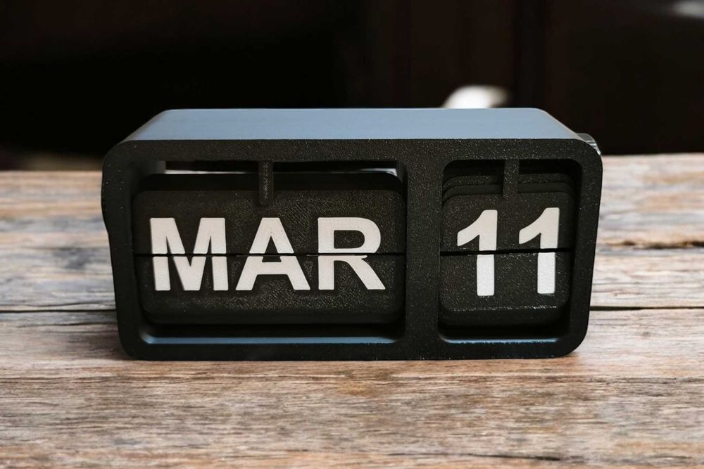 Уникален флип календар