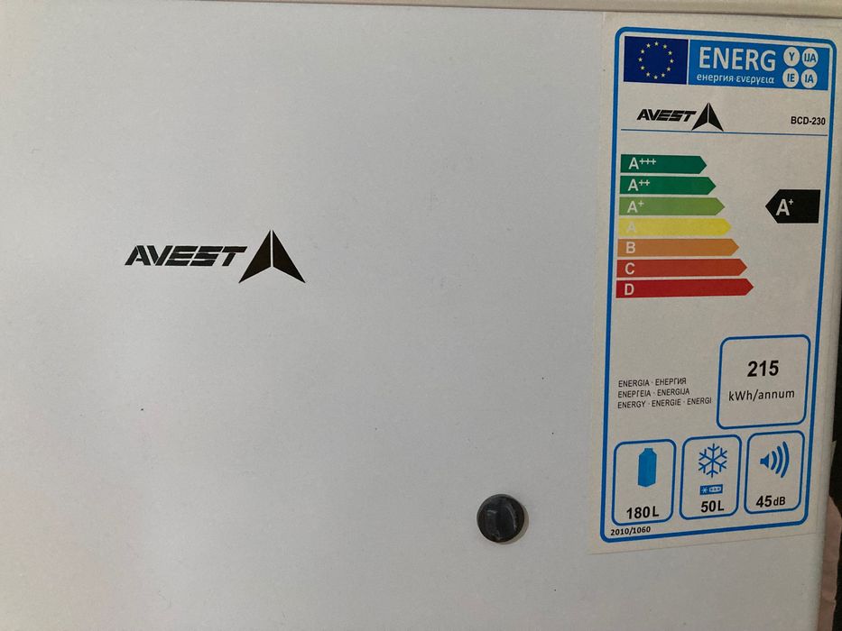 Холодильник Avest