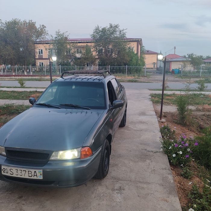 Nexia 1 1.5 sons sotiladi 1.900$ kami bor