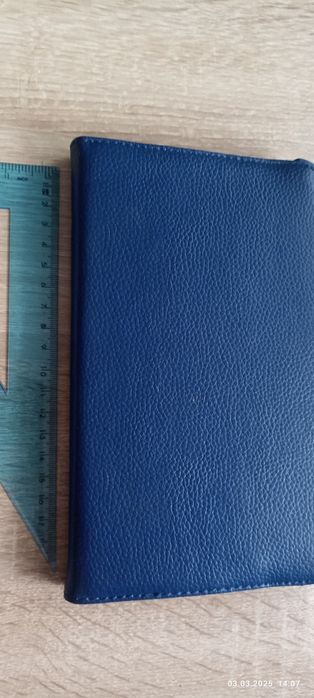 Чехлы для телефона и планшета