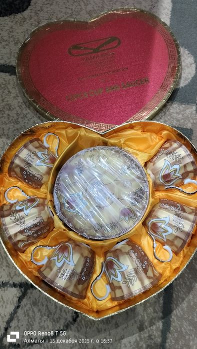 Чайный  сервиз )