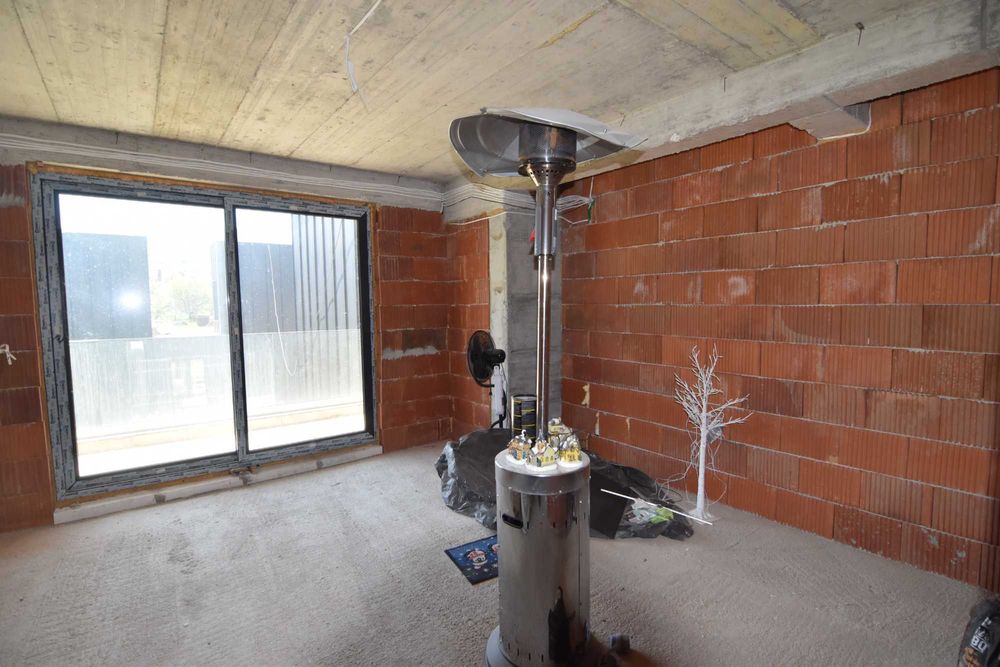 Продава се Къща в с. Марково, Област Пловдив - 252 кв.м за 1250 €/кв.м - Снимка #16