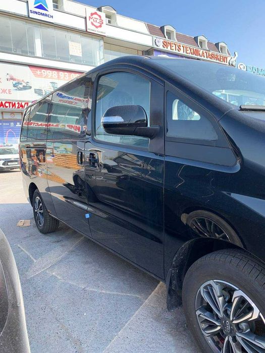 JAC M3 Har tomonlama qulayliklarga ega MINIVEN