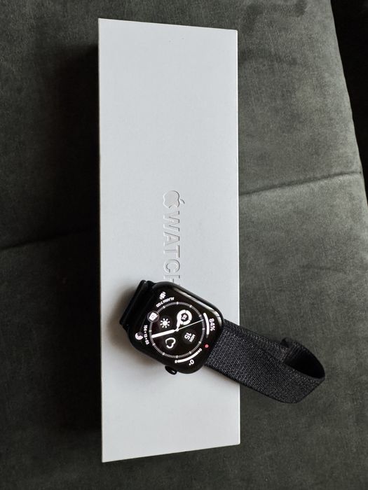 Apple Watch 11 46 mm Jet Black