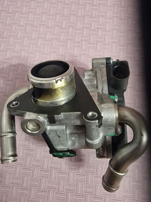Supapa EGR Passat B8 2015-2020