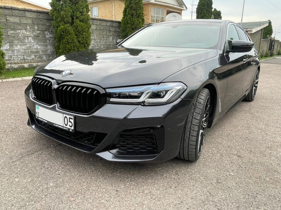 BMW G30 комплект рестайлинга обвес