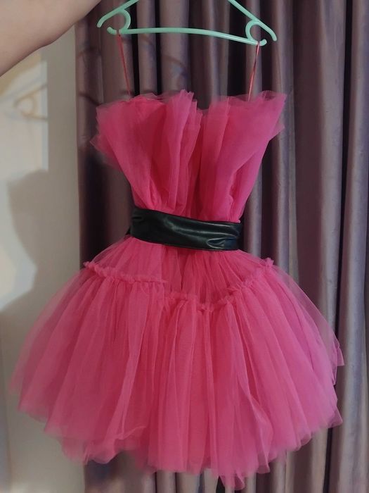 rochie de dama eleganta