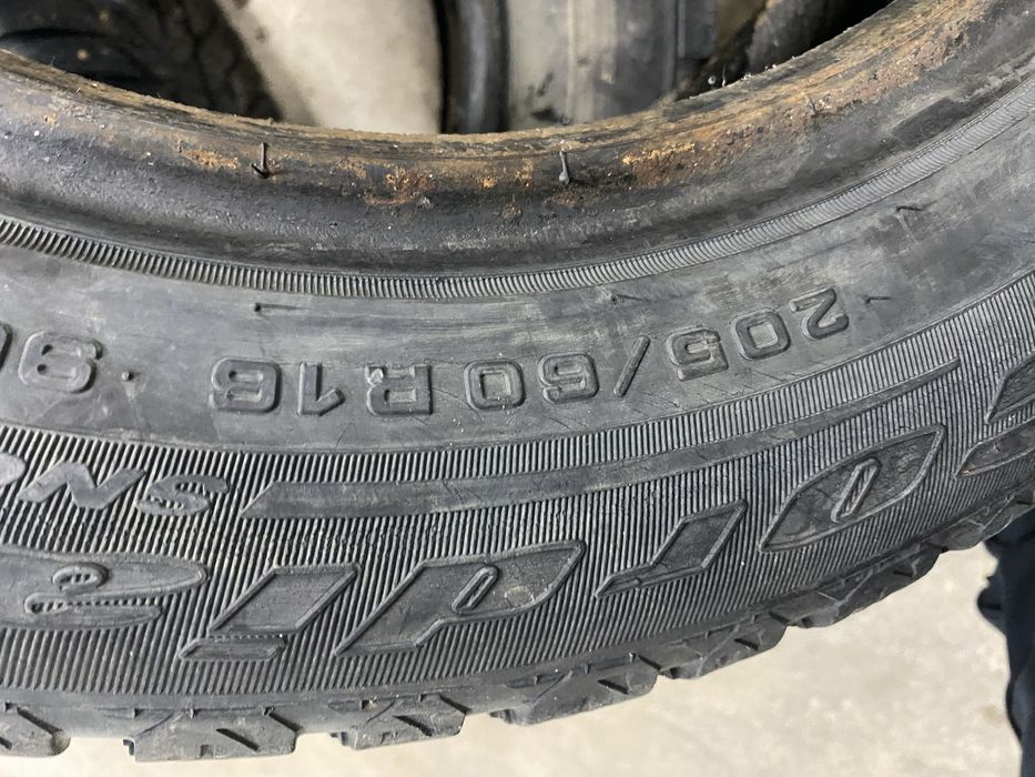 Шины б/у размер 205/60/16
