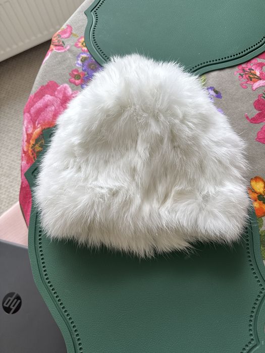 Caciula elastica blanita naturala noua