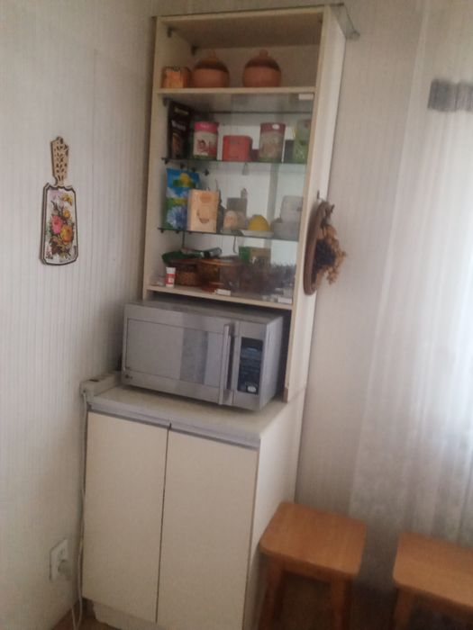 Продам буфут кухонный
