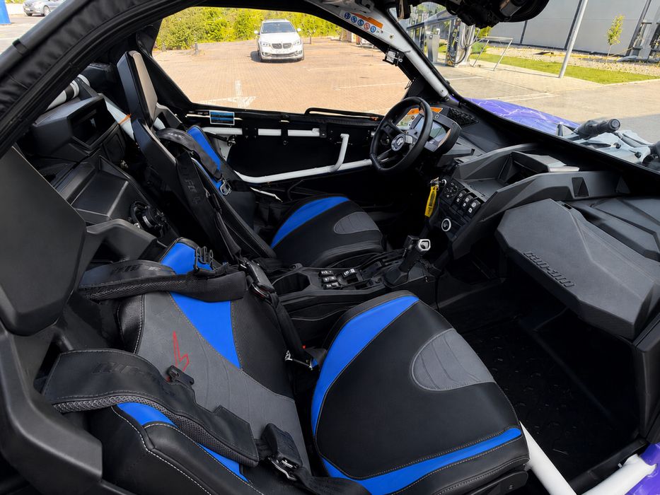 Vând Can-Am Maverick X3 XRS Smart-Shox 2023 – 200 CP – Full Accesorii