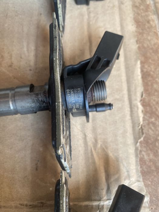 Dezmembrez vw touareg 7l 3.0 2.5 bks bac 224 174 cp