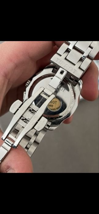 Срочно продам часы Tissot