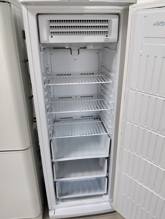 Продам морозильник с гарантией