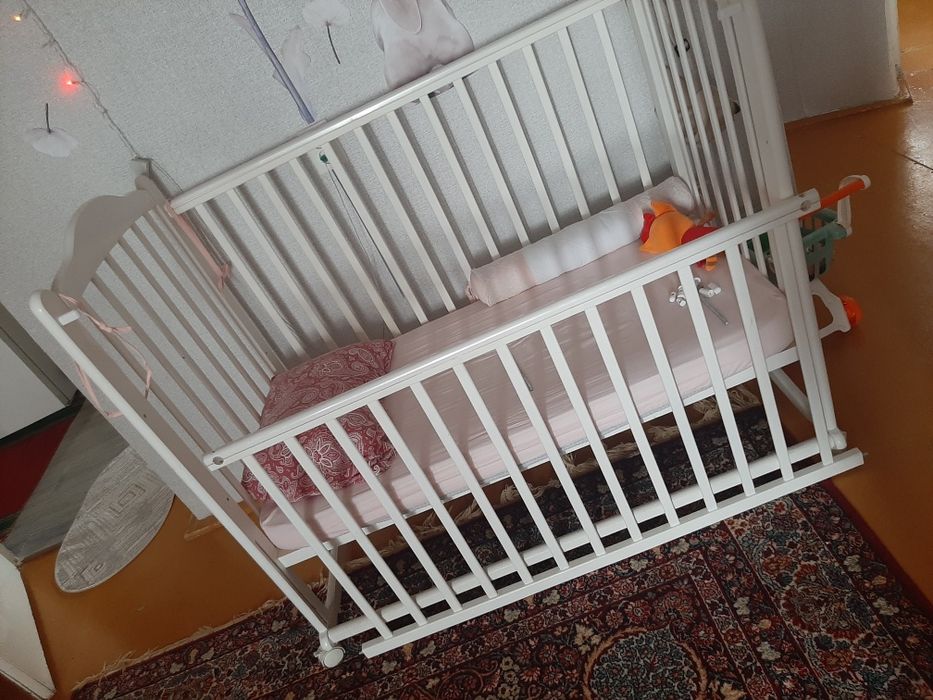 Продам детскую кровать