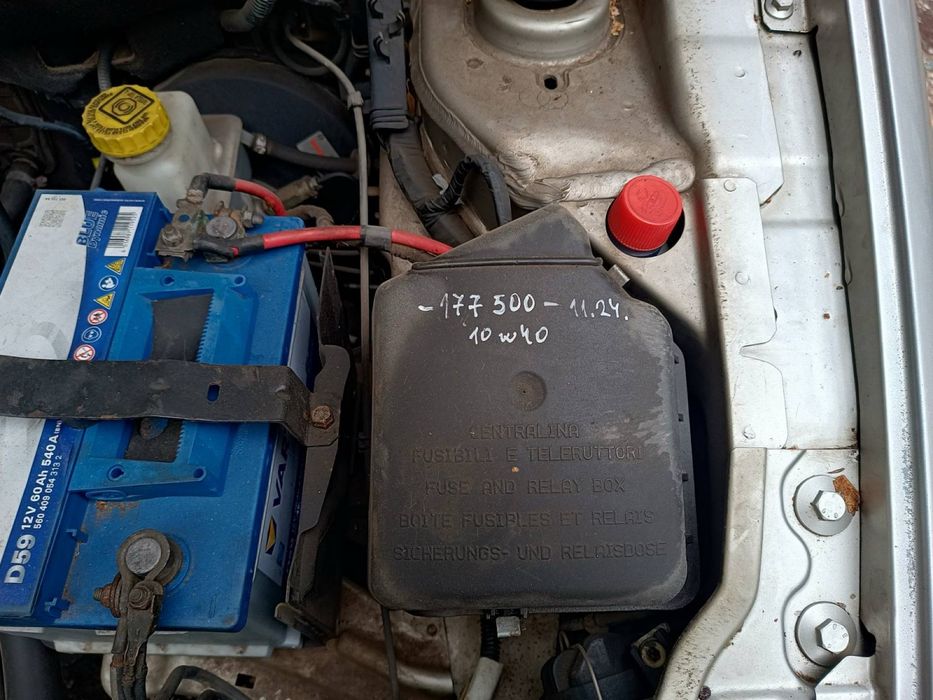 Фиат Пунто 2000 година