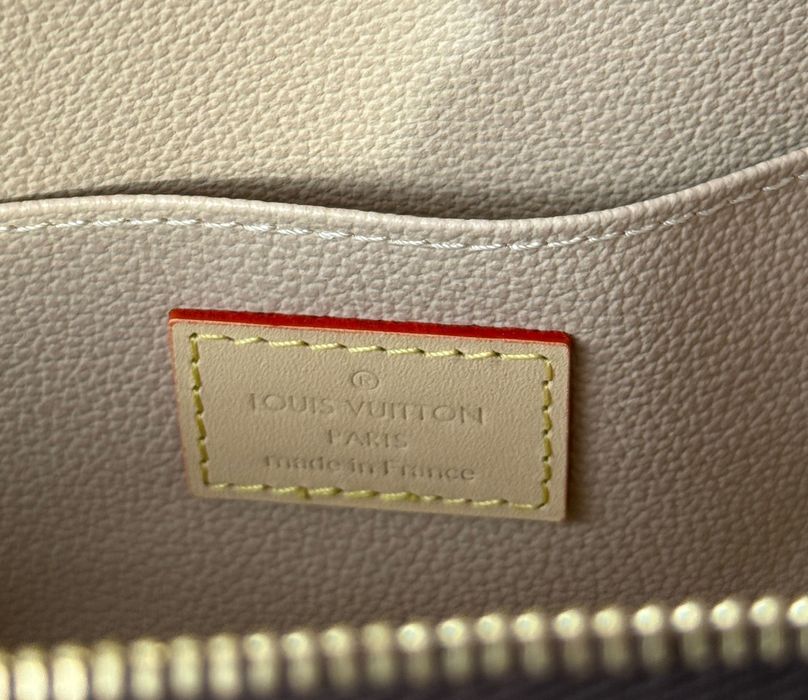 Нова козметична чанта Louis Vuitton