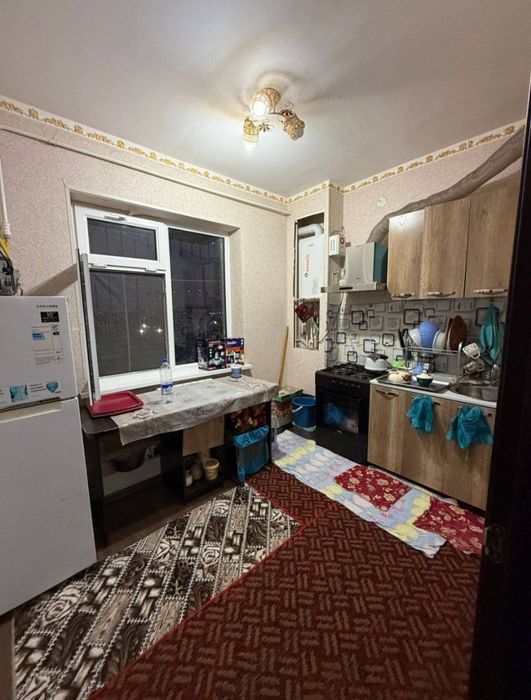 Сотилади Сергели 10-худуд 2 хонали навастройка 58 кв м