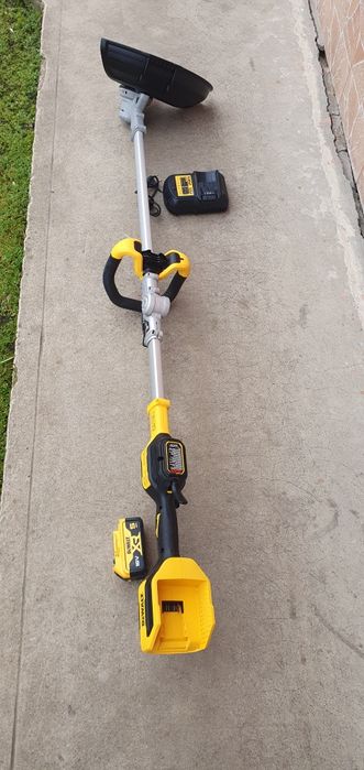 Trimar pentru iarba cu fir .pe baterie .