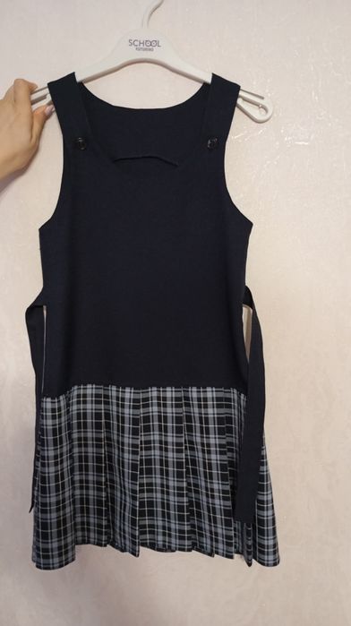 Продам школьную форму