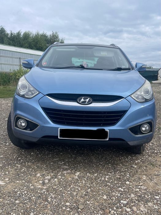 Capotă Hyundai ix35 an 2010-2016 ( bara fata trager aripa far 2012