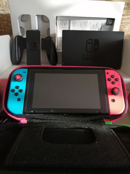 Продам Нинтендо свитч прошитый