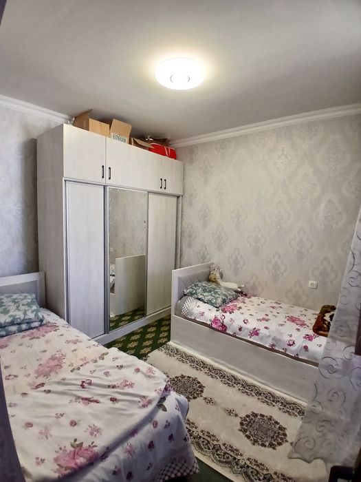 Кибрай центрда уй сотилади