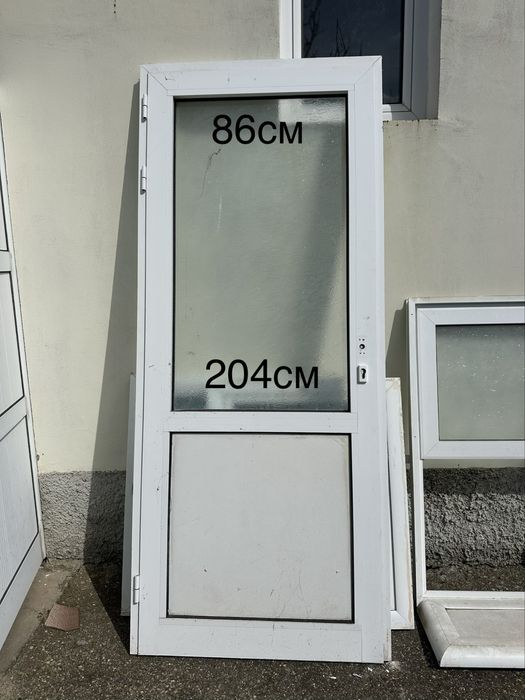 Алуминиеви врати