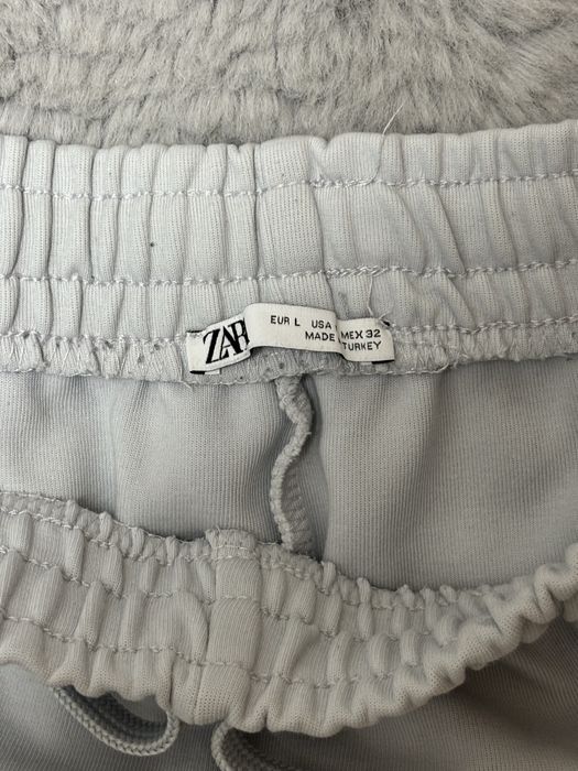 Pantaloni scurți casual albastru deschis – comozi și moderni