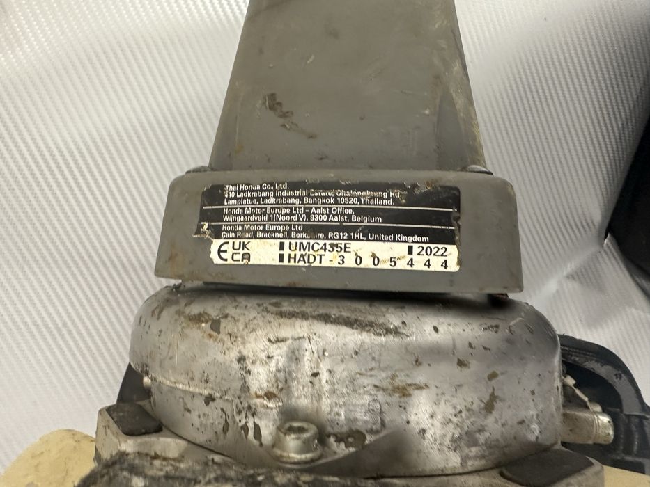 Vibrator beton HONDA UMC 435