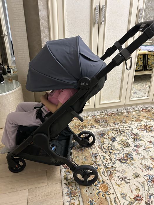 Ergobaby Metro+ Compact City Stroller