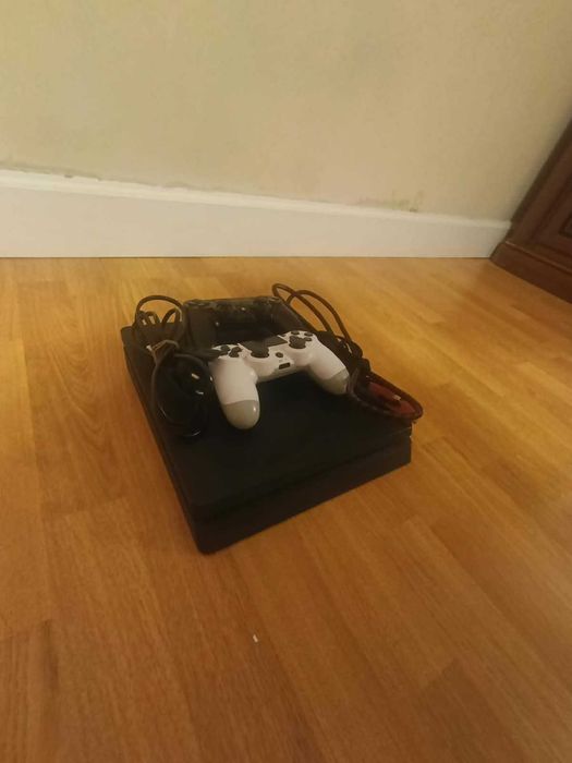 PlayStation 4-Хорошее состояние