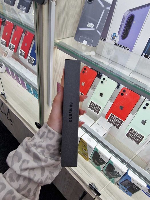 Samsung Galaxy S26 Ultra-256 GB/12 RAM- Nou Sigilat-6299 Ron (TVA inclus)