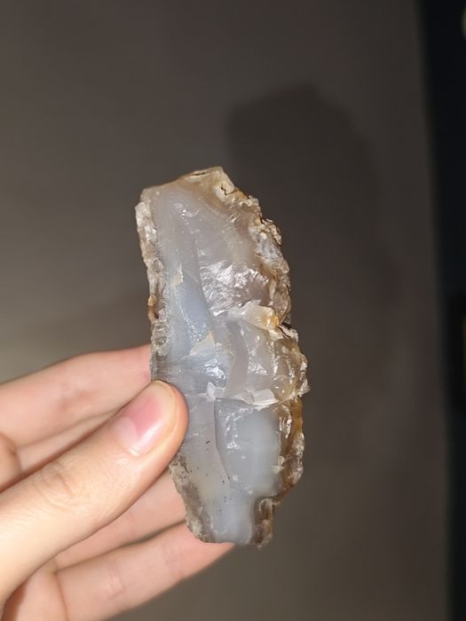 Ахати от България